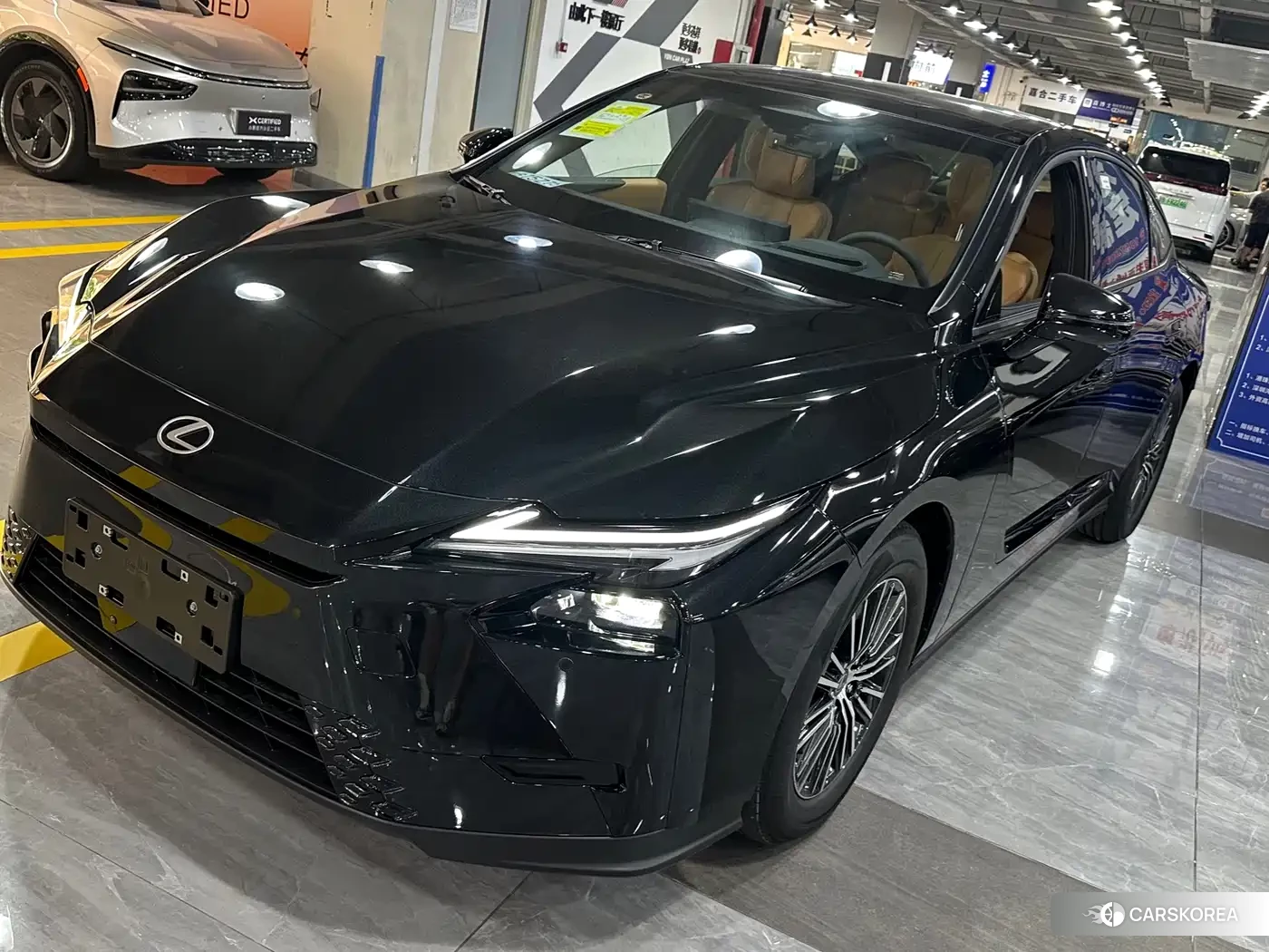 Lexus ES 2026 Черный из Китая, фото 6