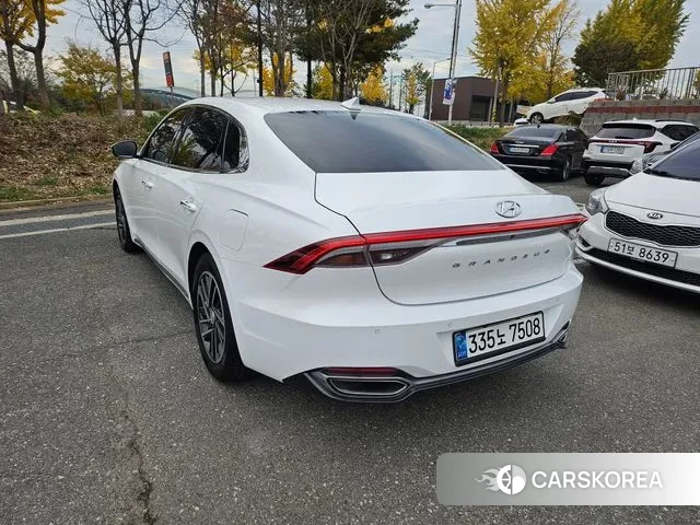 Hyundai The New Grandeur IG id 3356140 из Кореи 14