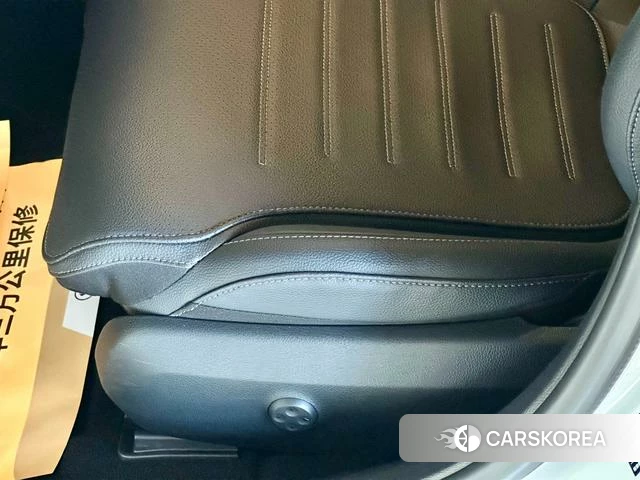 Mercedes-Benz Class C id 4227940 из Китая 17