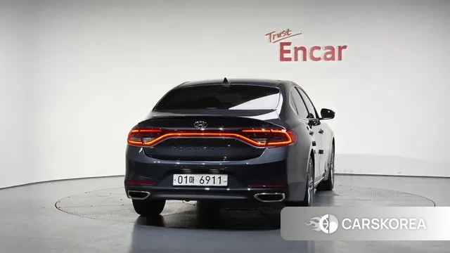 Hyundai Grandeur IG id 3210001 из Кореи 14