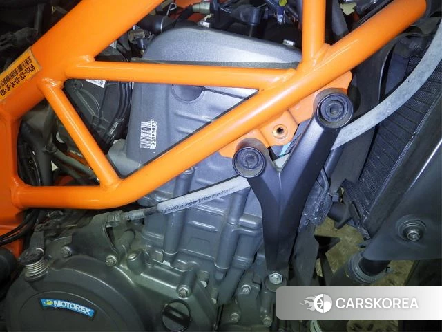 Engine photo