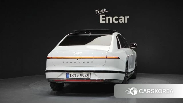 Hyundai Grandeur (GN7) id 3858522 из Кореи 14