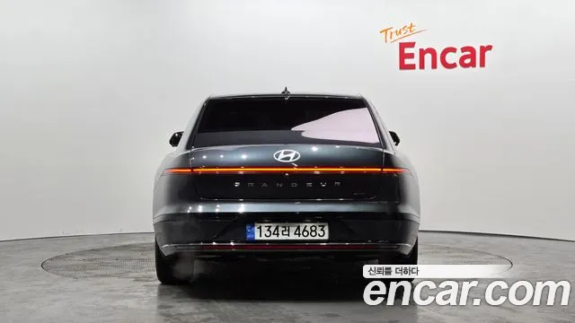 Hyundai Grandeur (GN7) id 2389497 из Кореи 14