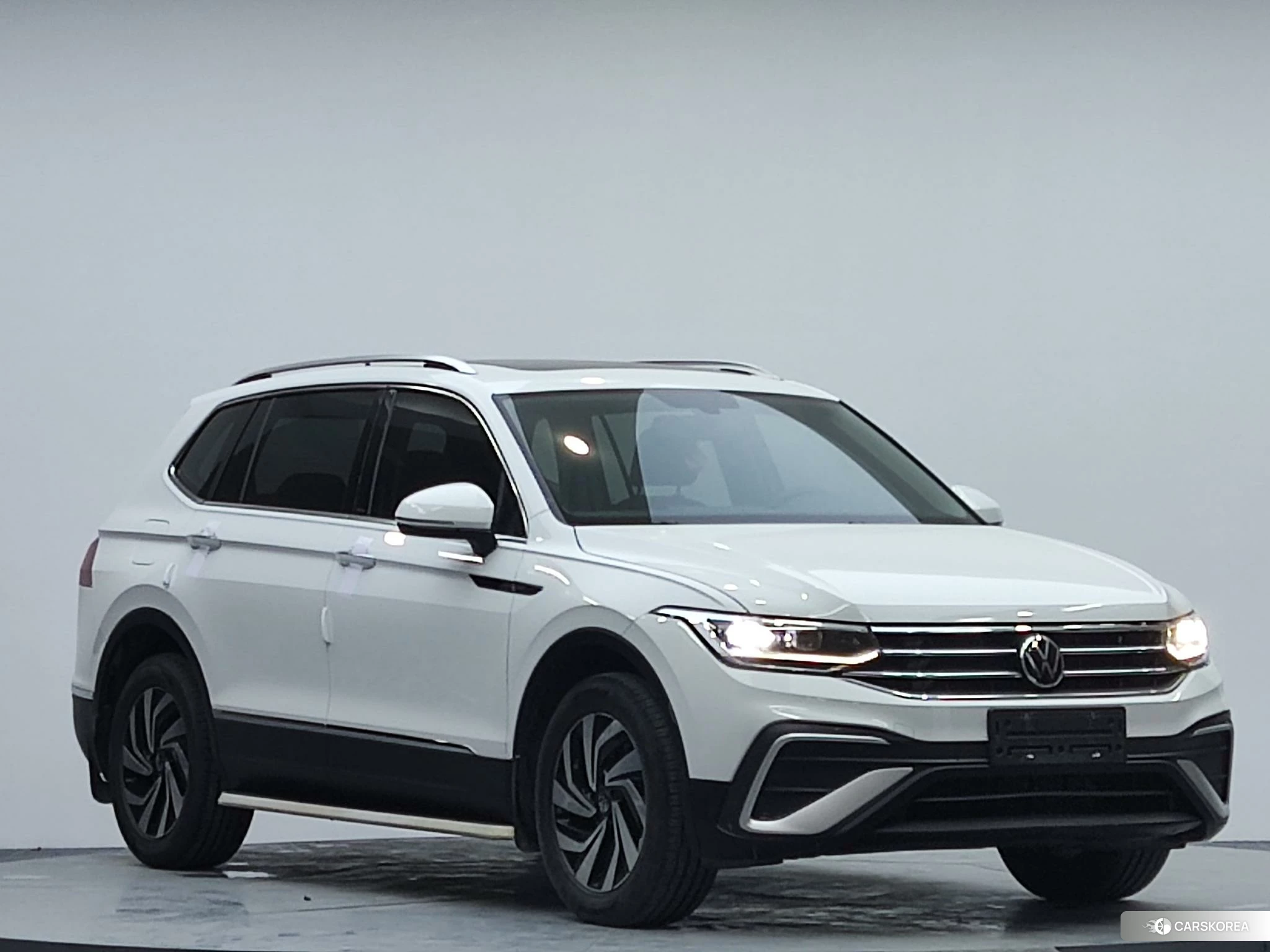 Volkswagen Tiguan L id 4487252 из Китая 10