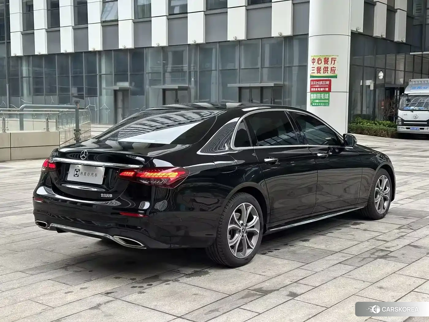 Mercedes-Benz E-Class id 4686208 из Китая 12