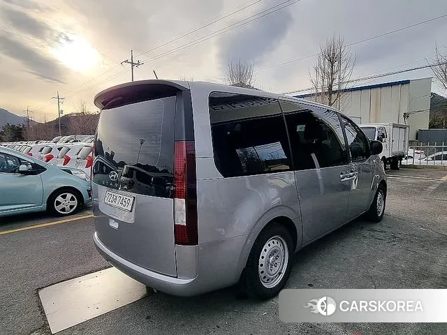 Hyundai Staria id 3640362 из Кореи 13