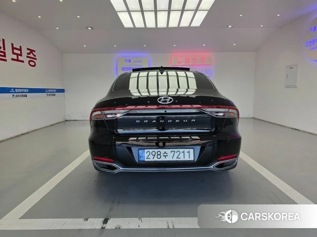 Hyundai The New Grandeur IG Hybrid id 4656614 из Кореи 13
