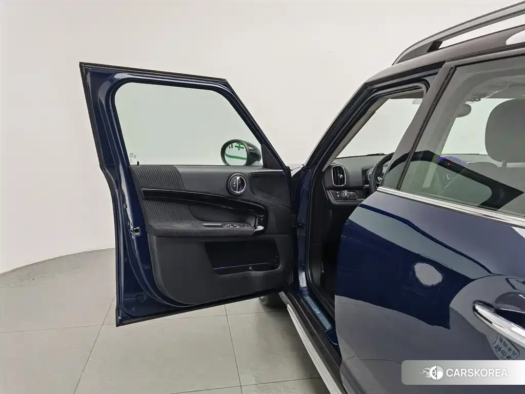 MINI COUNTRYMAN id 4546507 из Китая 18