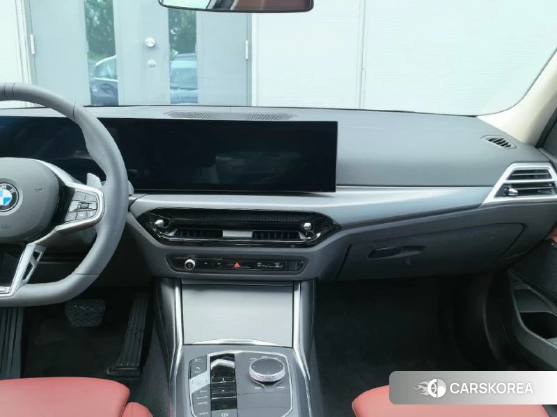 BMW 3 series 2024 Черный из Китая, фото 4