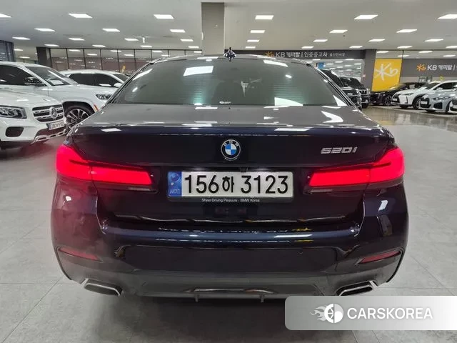 BMW 5 Series (G30) id 3572316 из Кореи 14