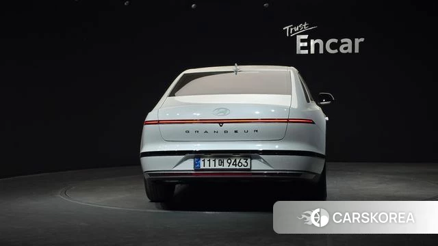 Hyundai Grandeur (GN7) id 4321666 из Кореи 24