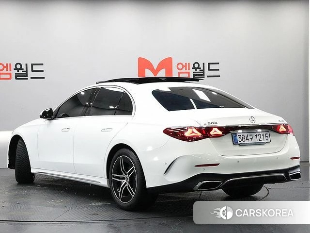 Mercedes-Benz E-Class W214 id 3876429 из Кореи 14