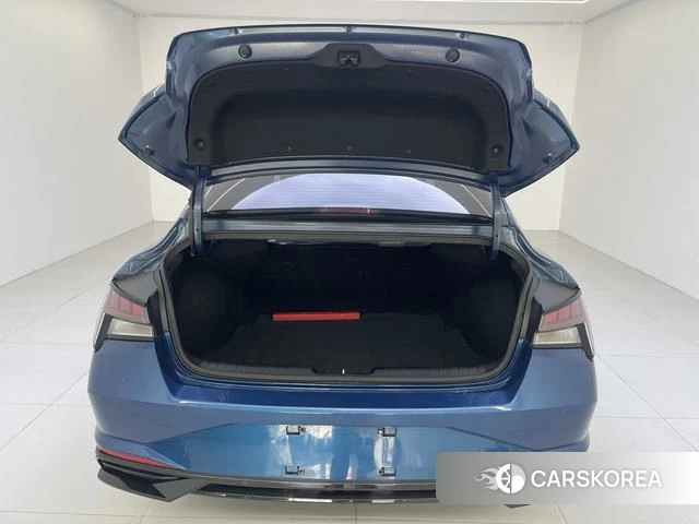 Hyundai Elantra id 4299791 из Китая 9