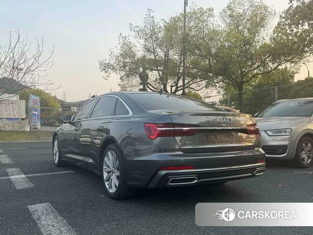 Audi A6L id 3939535 из Китая 15