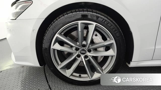 Audi A7 (4K) id 4187639 из Кореи 27