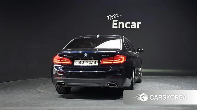 BMW 5 Series (G30) id 4435788 из Кореи 25