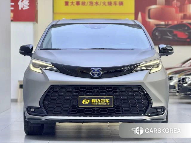 Toyota Saina id 4276597 из Китая 8