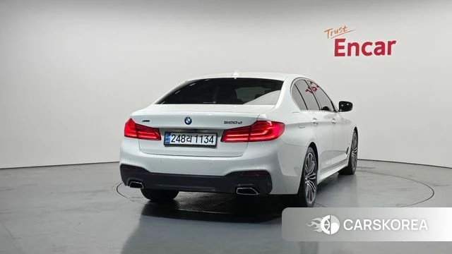 BMW 5 Series (G30) id 3795254 из Кореи 14