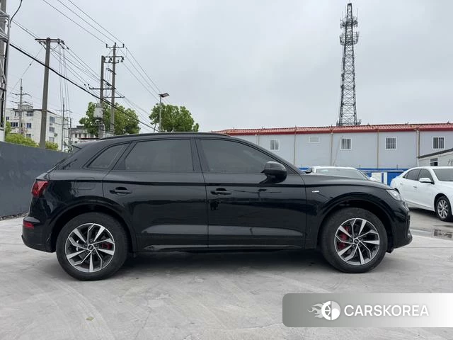 Audi Q5L id 4238567 из Китая 10