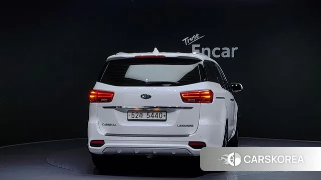 Kia The New Carnival id 3403146 из Кореи 14