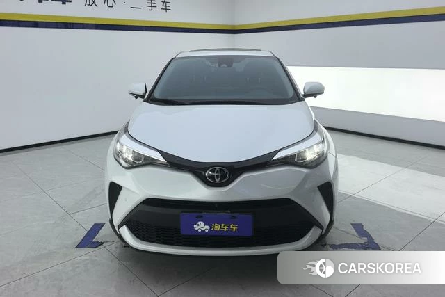 Toyota C-HR id 4212467 из Китая 11