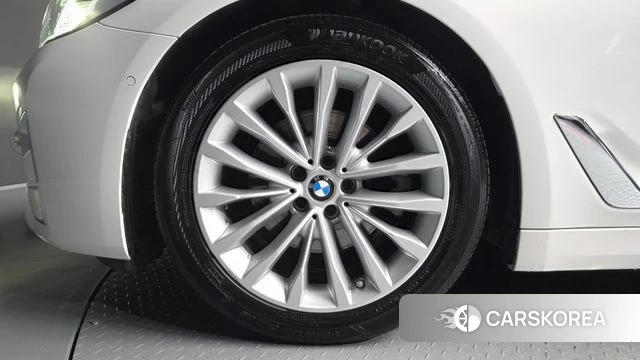 BMW 5 Series (G30) id 4764512 из Кореи 29