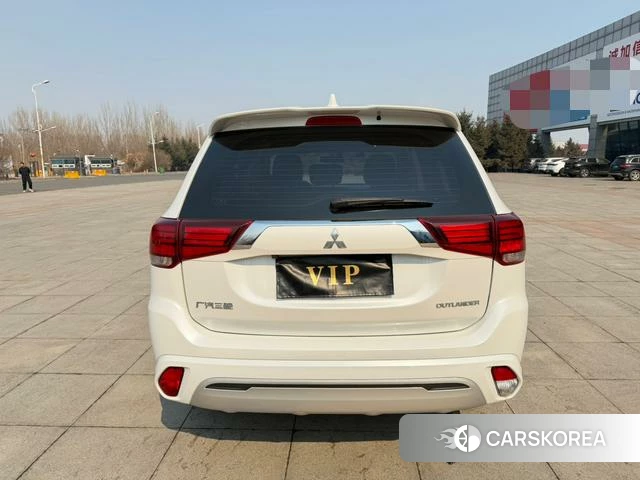 Mitsubishi  Outlander id 3907900 из Китая 10