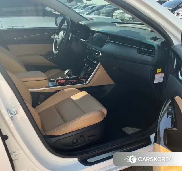 Kia K7 Premier Hybrid 2021 Белый из Кореи, фото 4