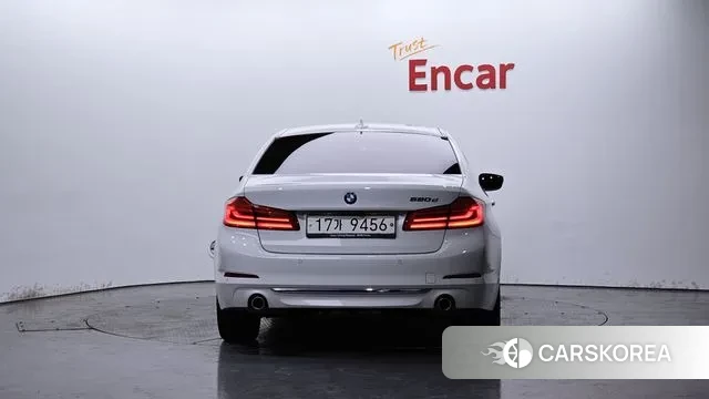 BMW 5 Series (G30) id 3474845 из Кореи 14