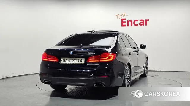 BMW 5 Series (G30) id 3319288 из Кореи 14