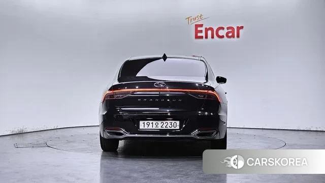 Hyundai The New Grandeur IG Hybrid id 3546803 из Кореи 14