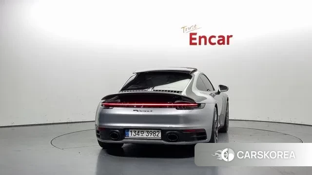 Porsche 911(992) id 3032450 из Кореи 14
