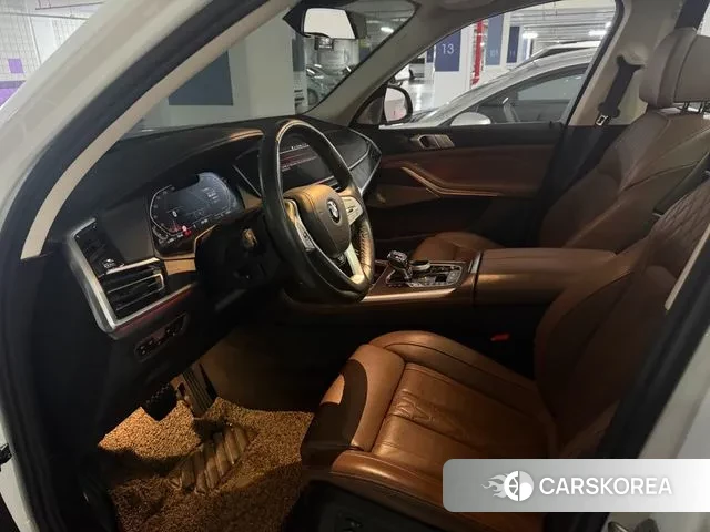 BMW X7 (G07) 2022 Белый из Кореи, фото 4