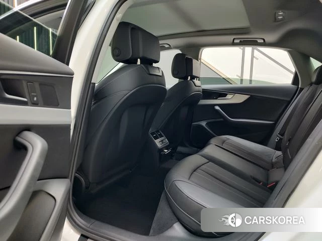 Audi A4L 2021 Белый из Китая, фото 4