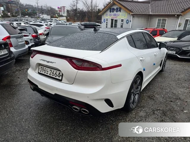 Kia Stinger id 3476719 из Кореи 11