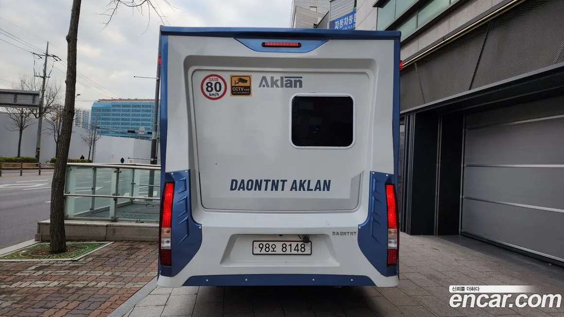 Hyundai Staria id 945802 из Кореи 14