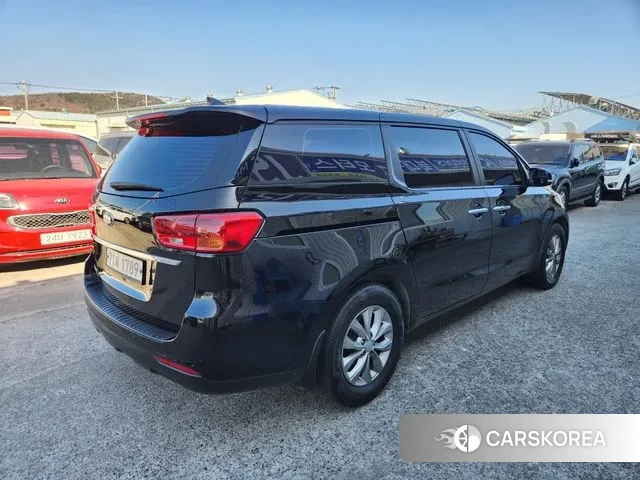 Kia The New Carnival id 3643784 из Кореи 14