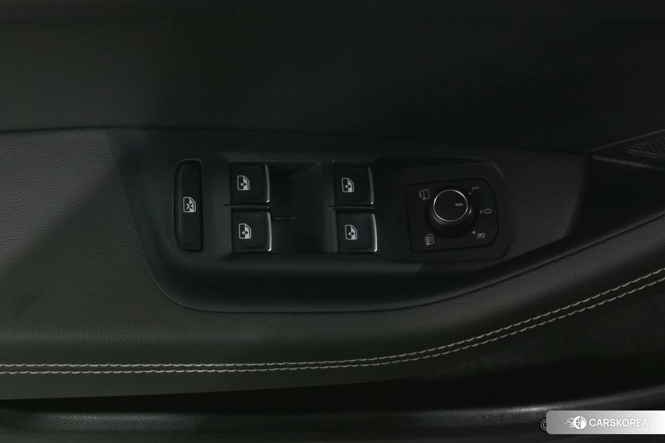 Volkswagen Magotan PHEV id 4498585 из Китая 18