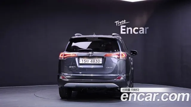 Toyota RAV4 id 2917785 из Кореи 14