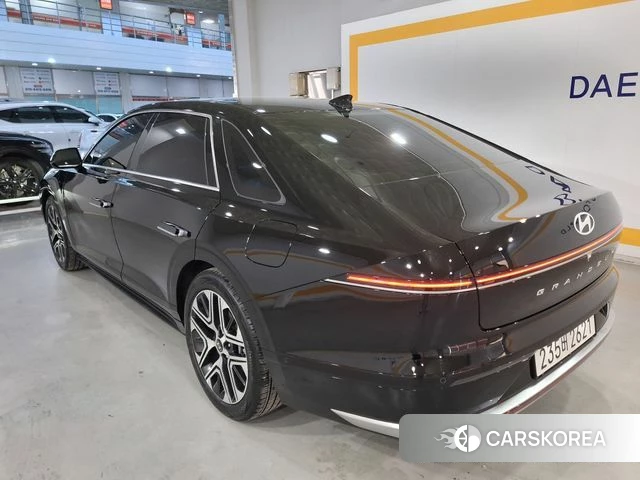Hyundai Grandeur (GN7) id 4360813 из Кореи 14
