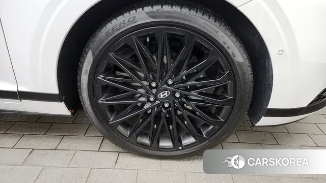 Hyundai Grandeur Hybrid (GN7) id 3405373 из Кореи 14