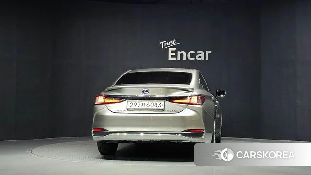 Lexus ES300h 7th generation id 4683590 из Кореи 28