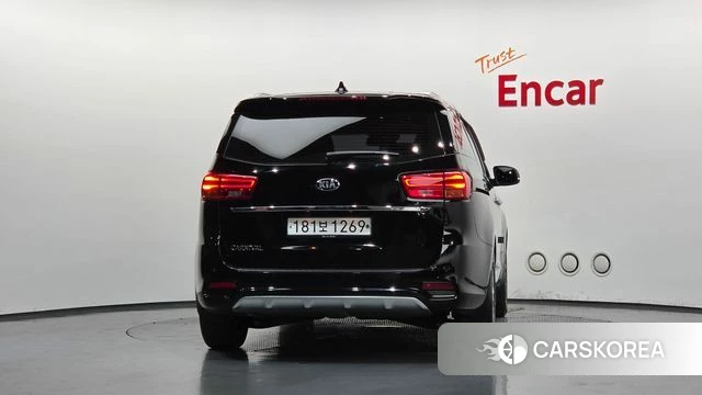 Kia The New Carnival id 4535981 из Кореи 27