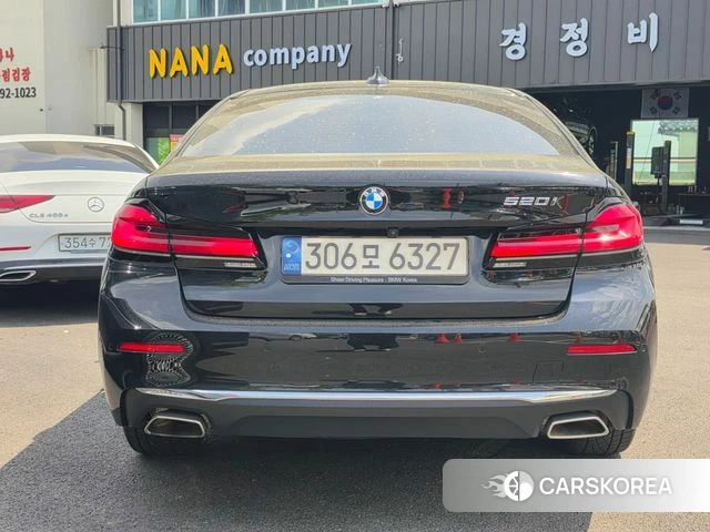 BMW 5 Series (G30) 2022 Черный из Кореи, фото 4