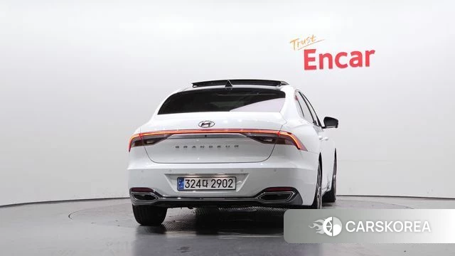 Hyundai The New Grandeur IG id 4763530 из Кореи 24