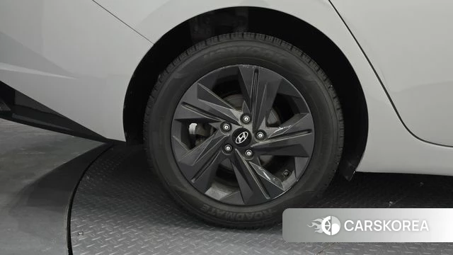 Hyundai Avante Hybrid (CN7) id 4249912 из Кореи 24