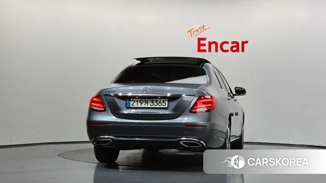 Mercedes-Benz E-Class W213 id 4765364 из Кореи 14