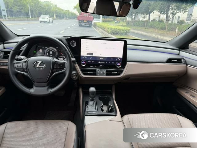 Lexus ES id 4374558 из Китая 7
