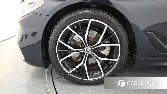 BMW 5 Series (G30) id 4662634 из Кореи 34