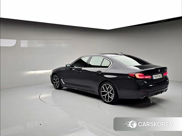 BMW 5 Series (G30) id 4187138 из Кореи 14